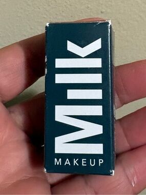 MILK Makeup SCULPT STICK in
STOKED Brand New Never Opened.